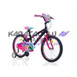 CORELLI SWERA  J:20   K:KIDS   R: SİYAH  YAZI R.:PEMBE-YEŞİL